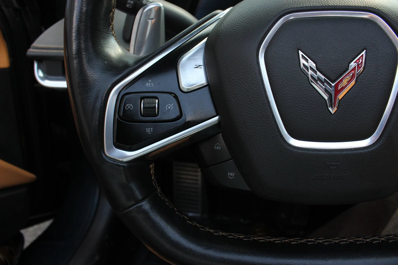 Used 2020 Chevrolet Corvette Stingray Premium Cpe w/ 3LT Preferred Equipment Group RWD image 28