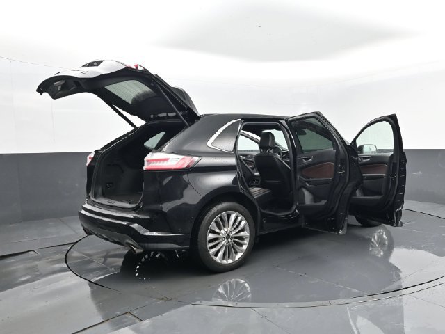 Used 2020 Ford Edge Titanium w/ Equipment Group 301A AWD/4WD image 33