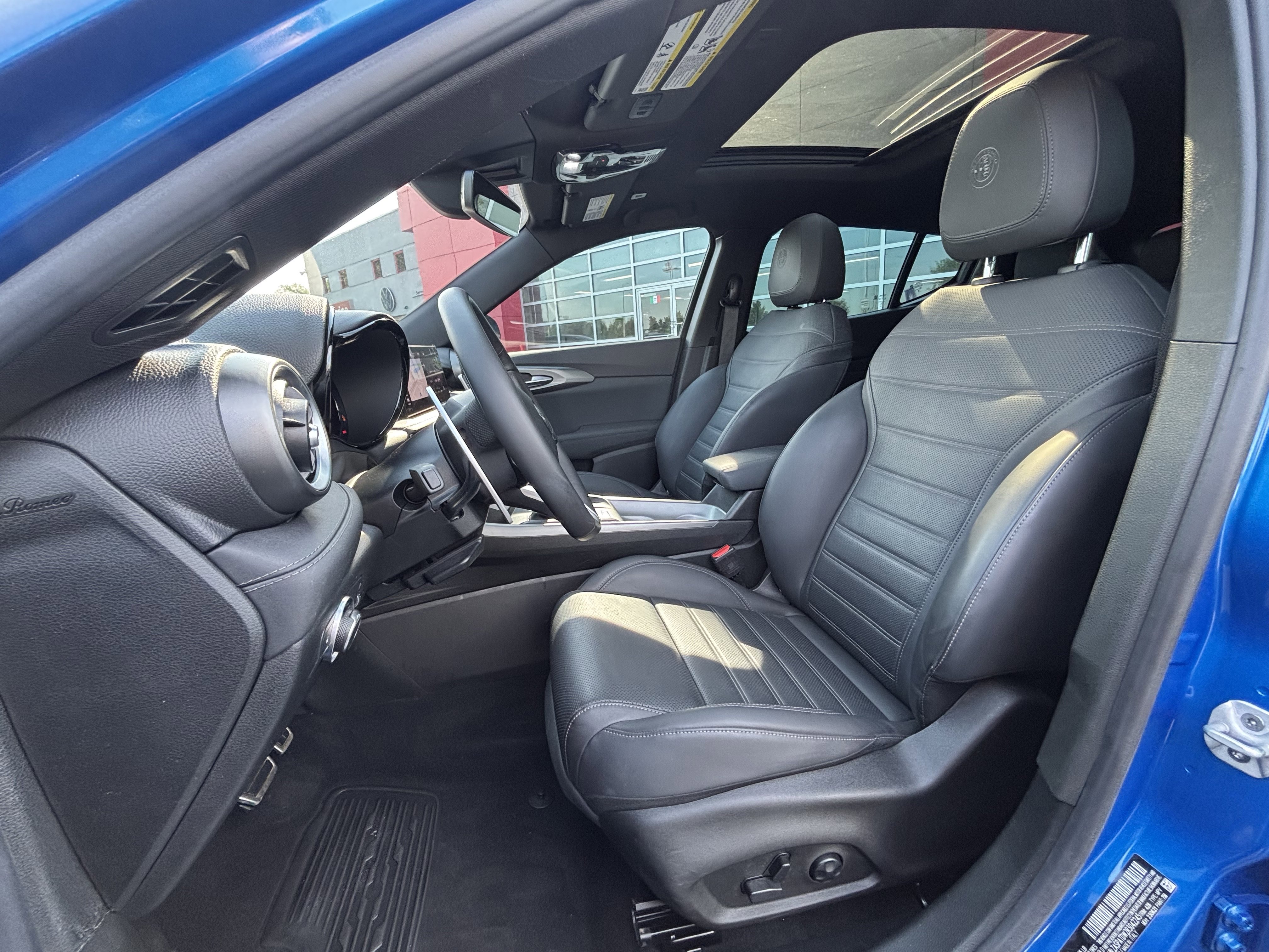 Used 2024 Alfa Romeo Tonale Speciale AWD/4WD image 14