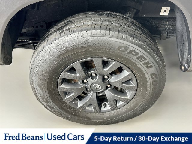 Certified 2023 Toyota Tacoma SR5 AWD/4WD image 37
