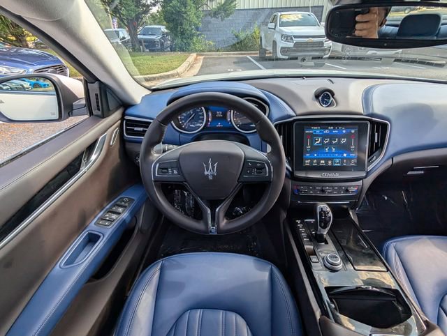 Used 2018 Maserati Ghibli S Q4 AWD/4WD image 16