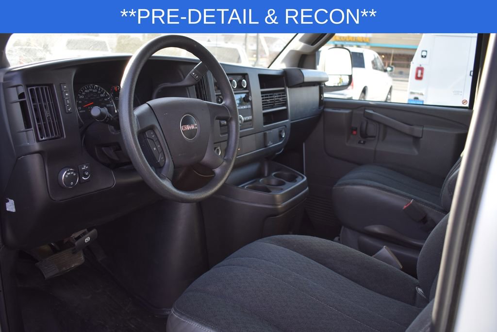 Used 2024 GMC Savana 2500 w/ Driver Convenience Package image 11