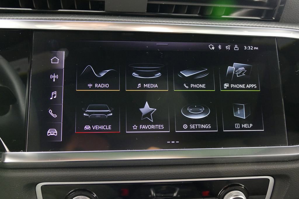 Used 2025 Audi Q3 2.0T Premium image 16