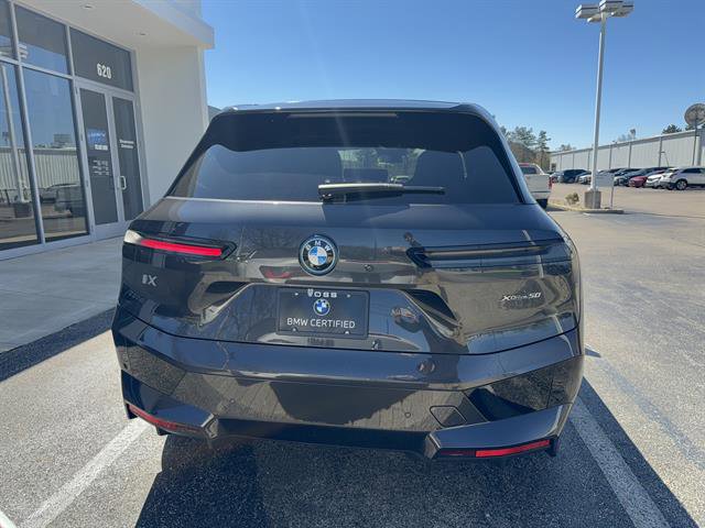 Certified 2022 BMW iX xDrive50 w/ Premium Package image 4