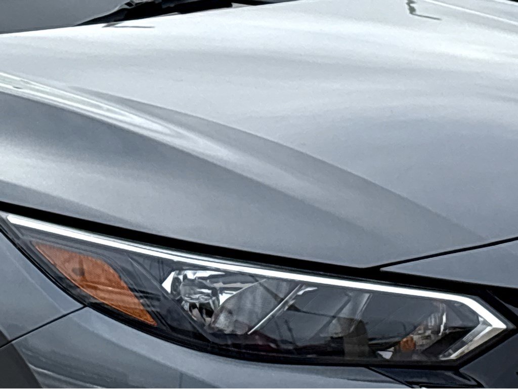 Used 2025 Nissan Sentra SV image 16