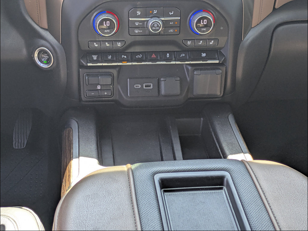 Certified 2022 Chevrolet Silverado 3500 High Country AWD/4WD image 22