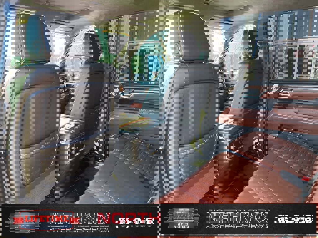 Used 2025 GMC Sierra 2500 Denali Ultimate image 18