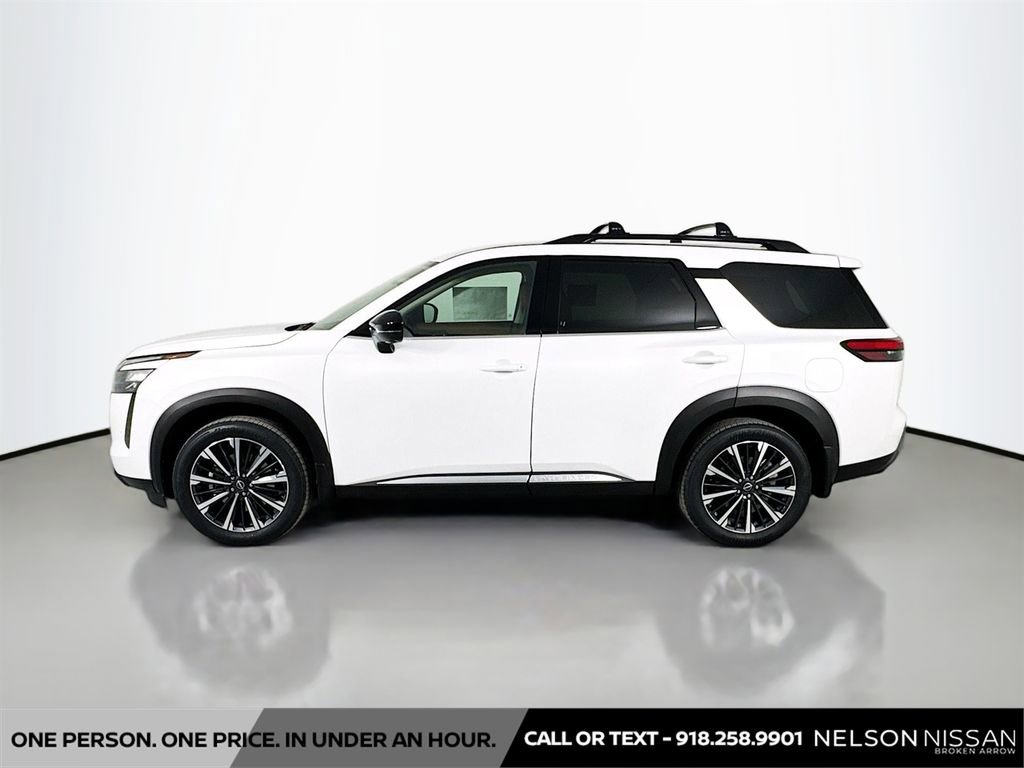 New 2026 Nissan Pathfinder Platinum w/ Cargo Package AWD/4WD image 8