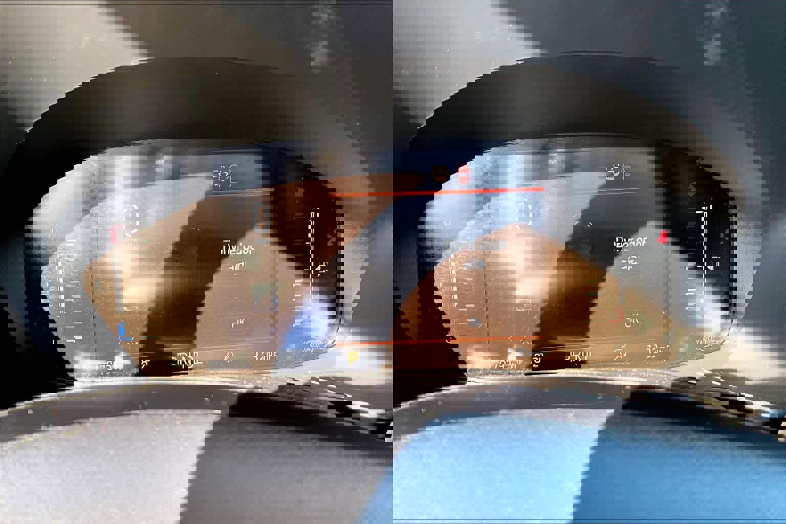 Used 2025 Ford Escape ST-Line FWD image 24