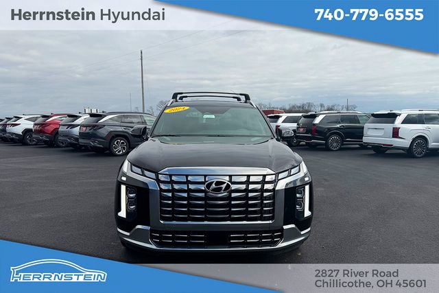 Used 2024 Hyundai Palisade Calligraphy image 2