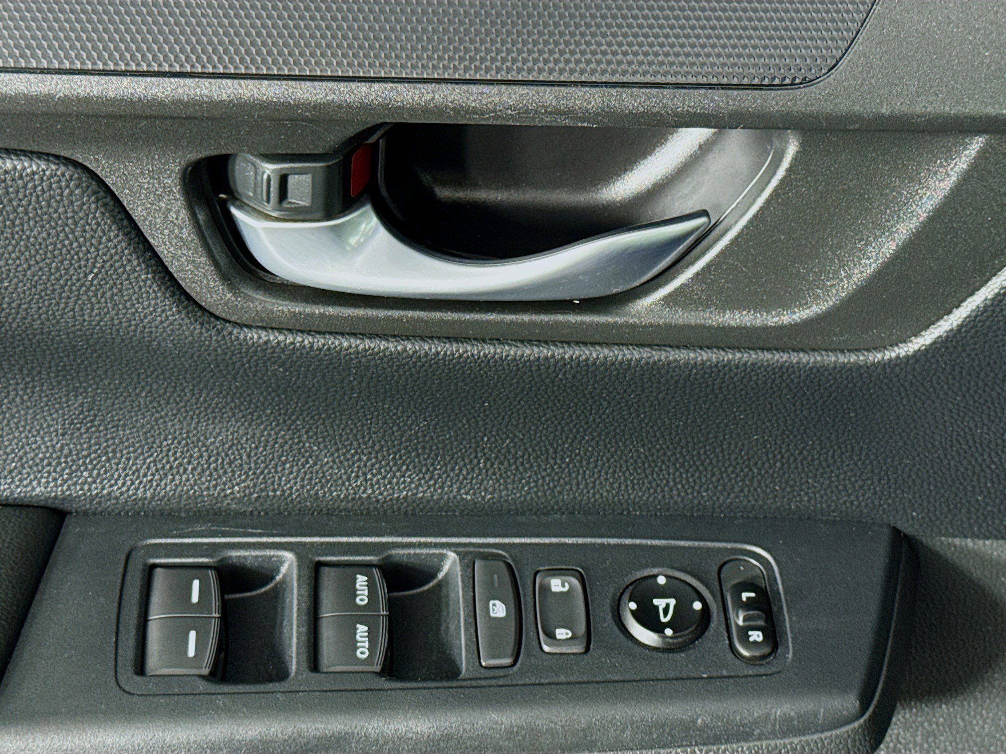 Used 2024 Honda CR-V EX image 41