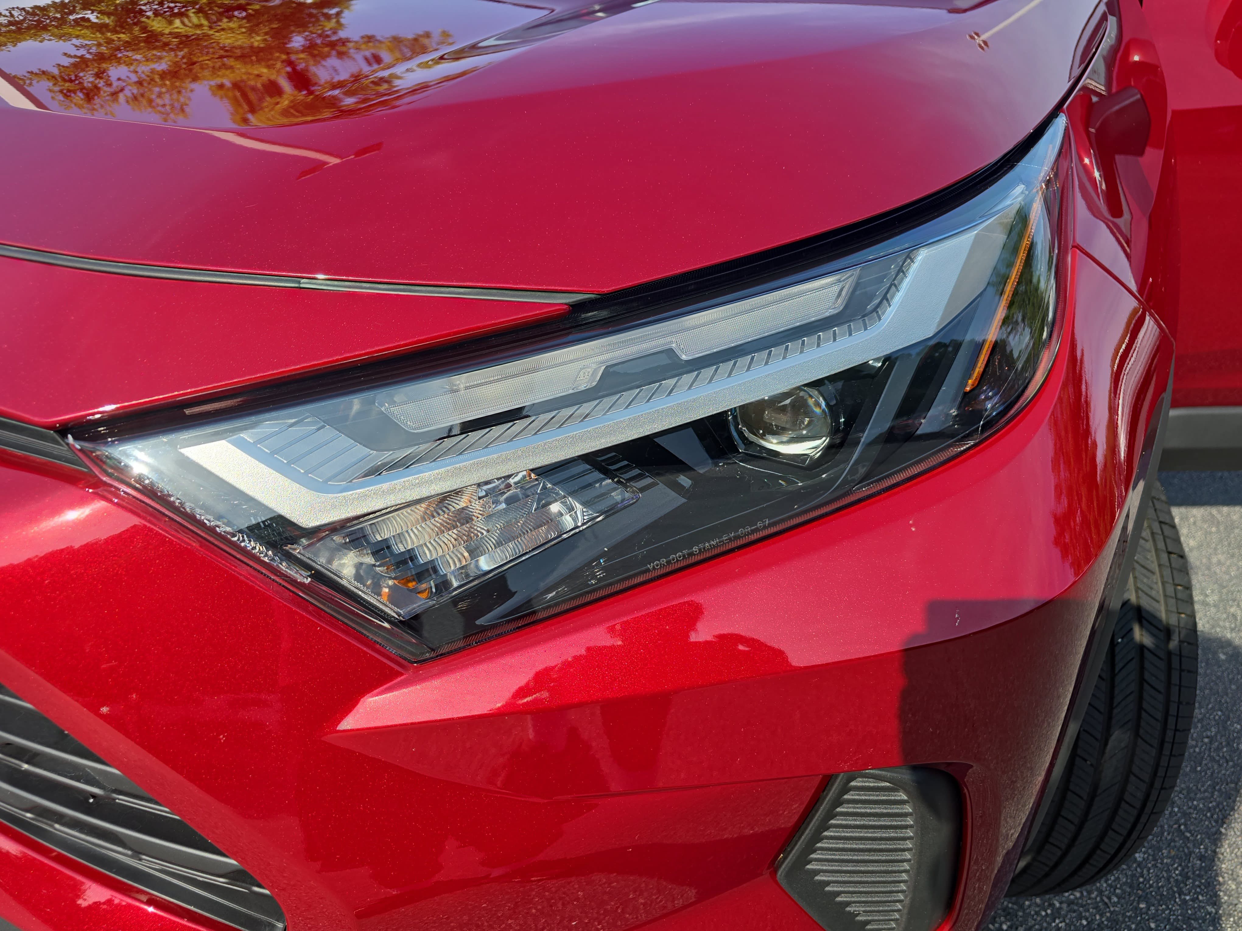 Used 2025 Toyota RAV4 XLE w/ Convenience Package FWD image 32