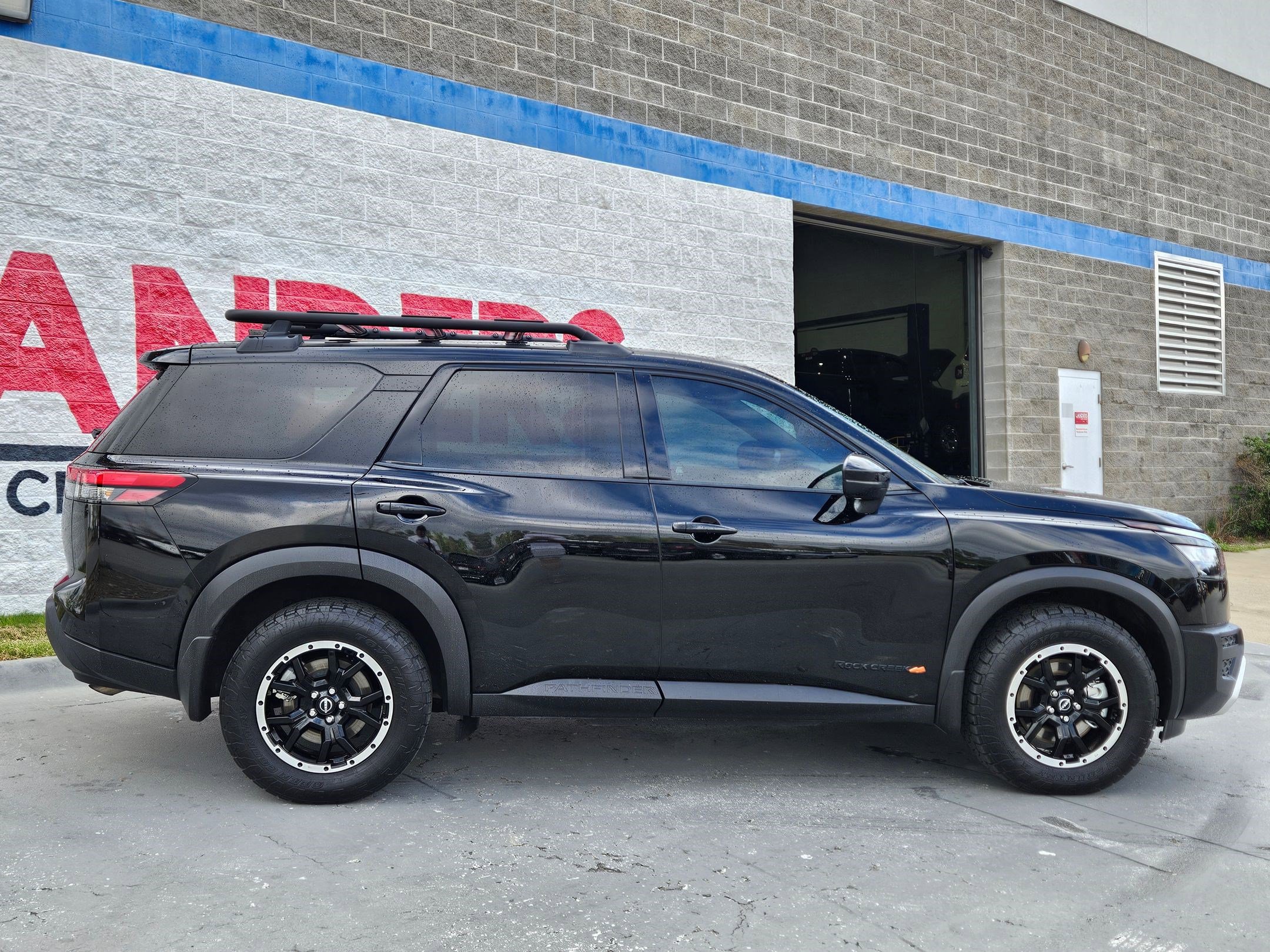 Used 2024 Nissan Pathfinder Rock Creek image 8