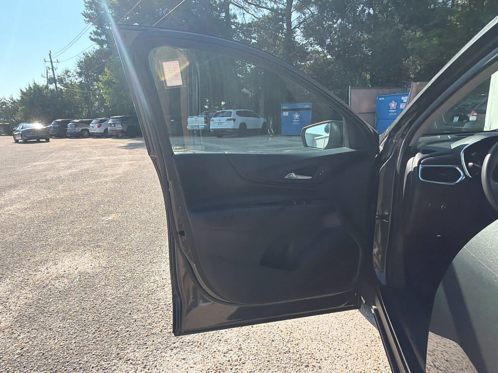 Used 2020 Chevrolet Equinox LT FWD image 15