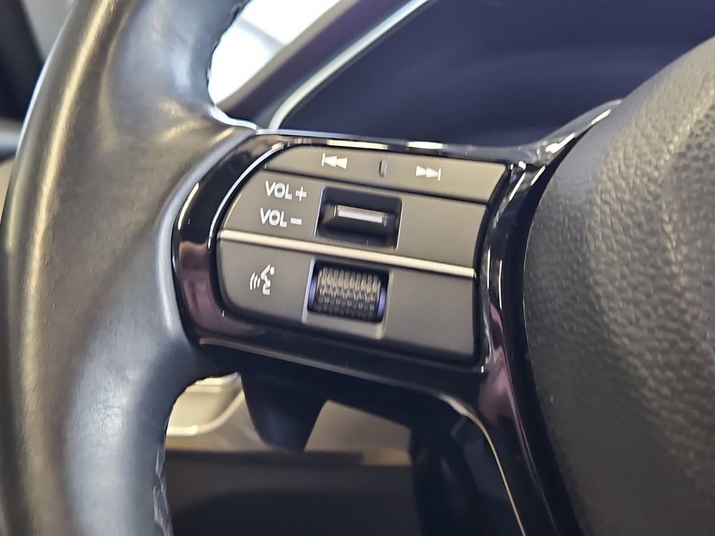 Used 2023 Acura Integra Base image 24