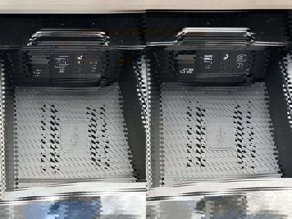 Certified 2023 Kia Sportage EX w/ EX Premium Package image 20