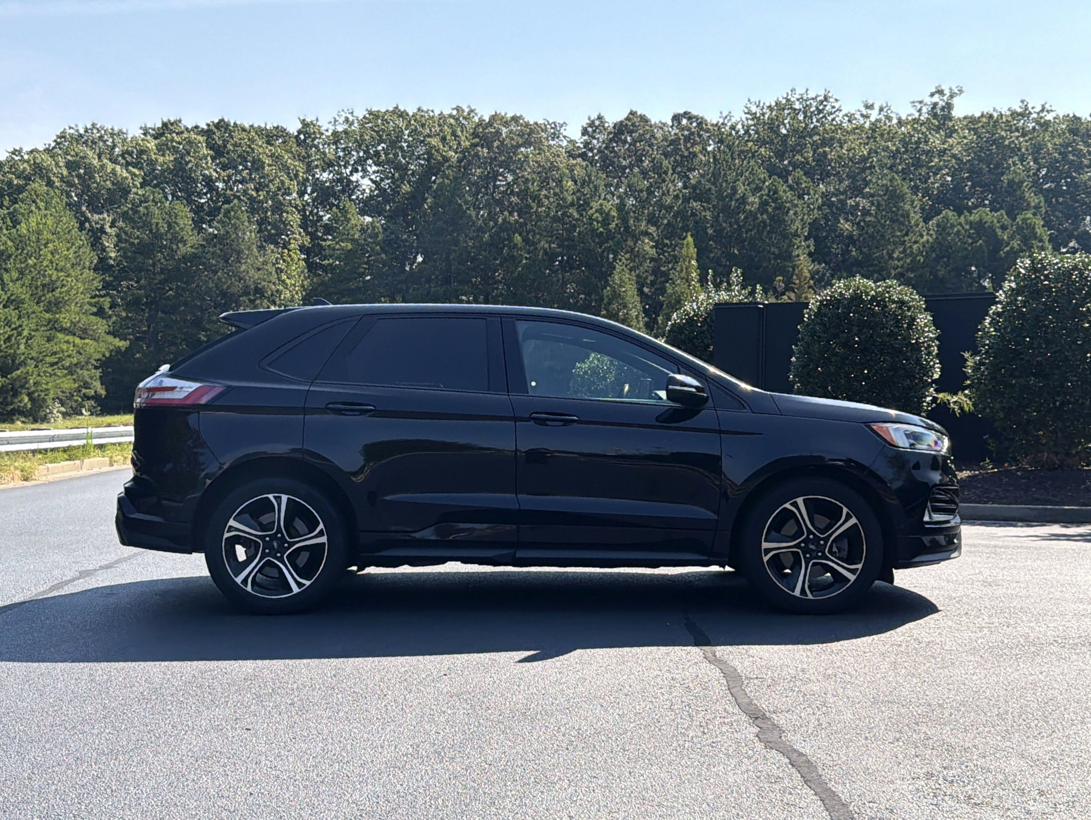 Used 2020 Ford Edge ST w/ Equipment Group 401A AWD/4WD image 5