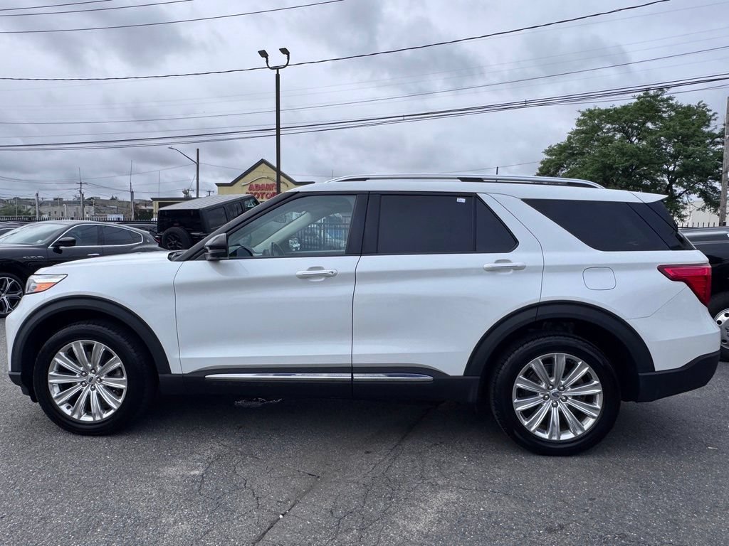 Used 2020 Ford Explorer Limited w/ Hybrid Equipment Group 310A AWD/4WD image 4