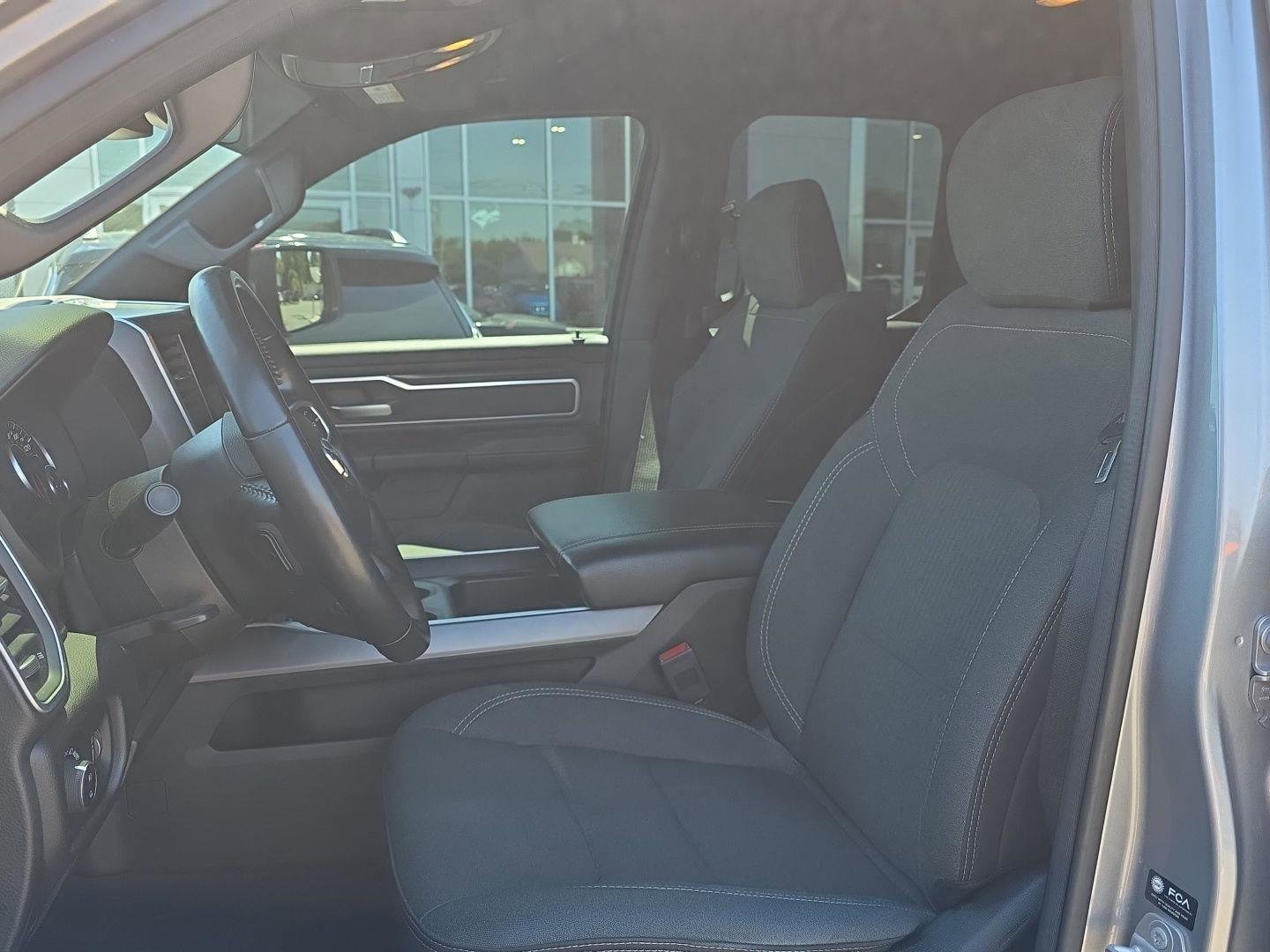 Used 2022 RAM 1500 Big Horn AWD/4WD image 16