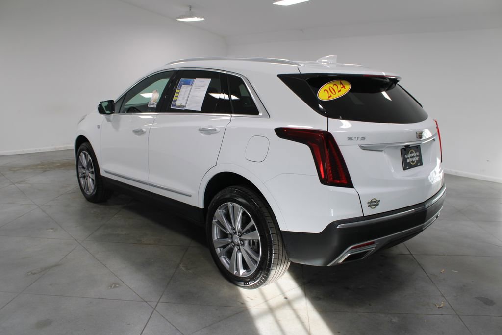 Used 2024 Cadillac XT5 Premium Luxury image 7