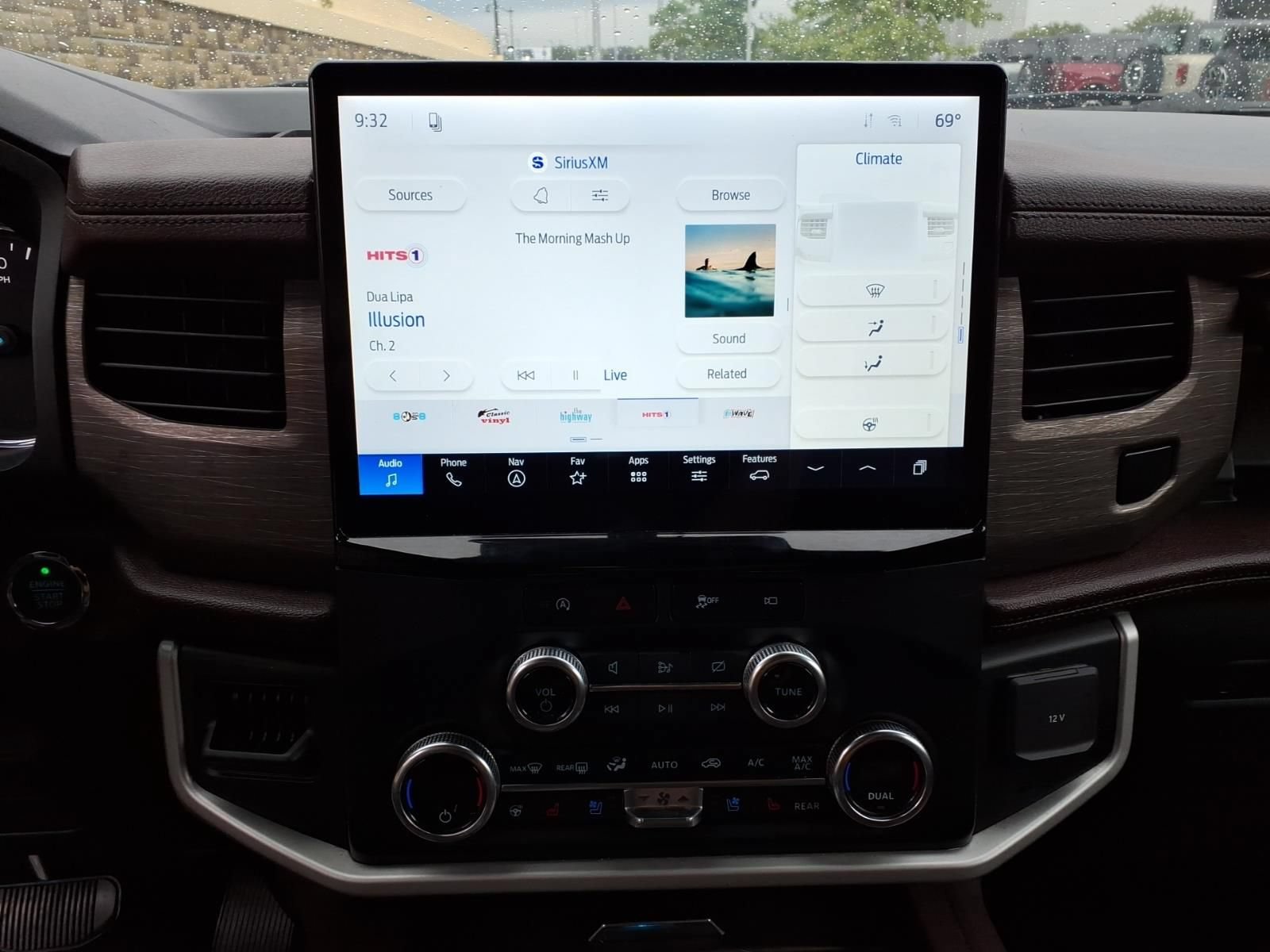Used 2024 Ford Expedition Max Limited AWD/4WD image 26