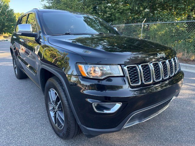Used 2017 Jeep Grand Cherokee Limited RWD image 11