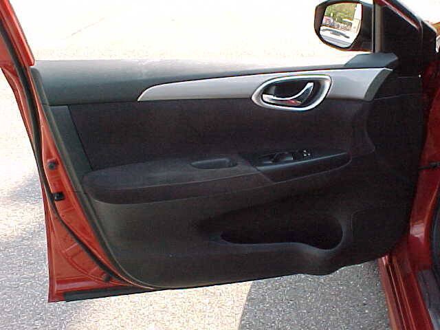Used 2013 Nissan Sentra SR w/ Driver Pkg FWD image 50