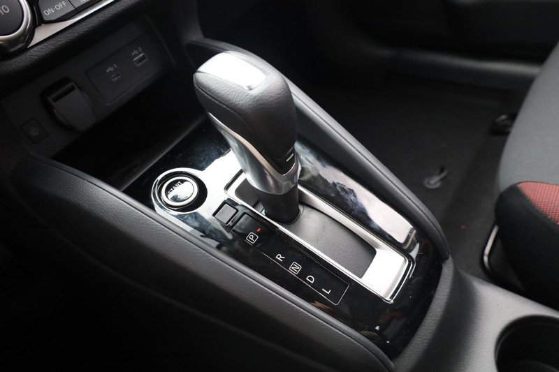 New 2025 Nissan Versa SR w/ Trunk Package image 15