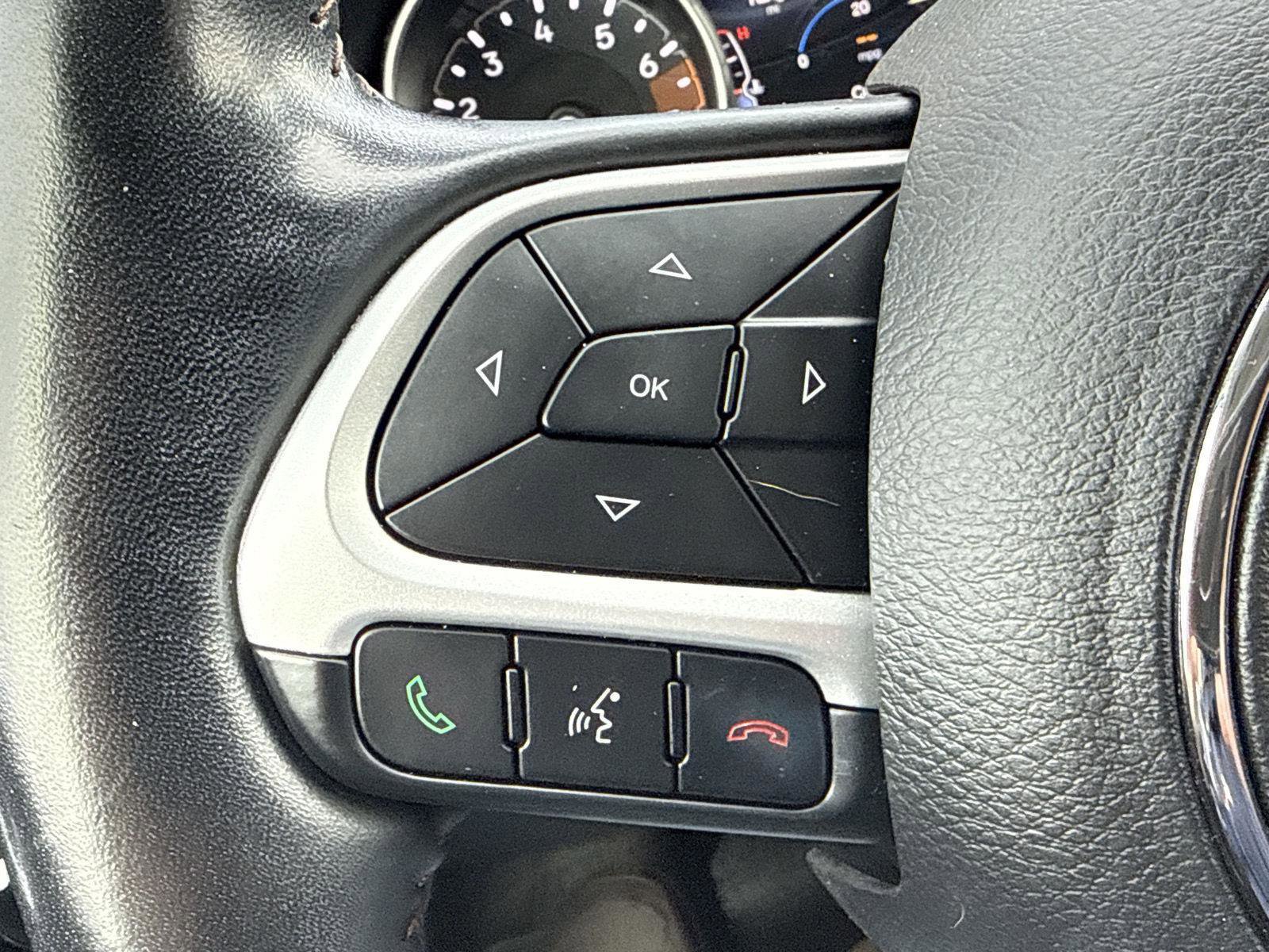 Used 2020 Jeep Compass Limited image 19