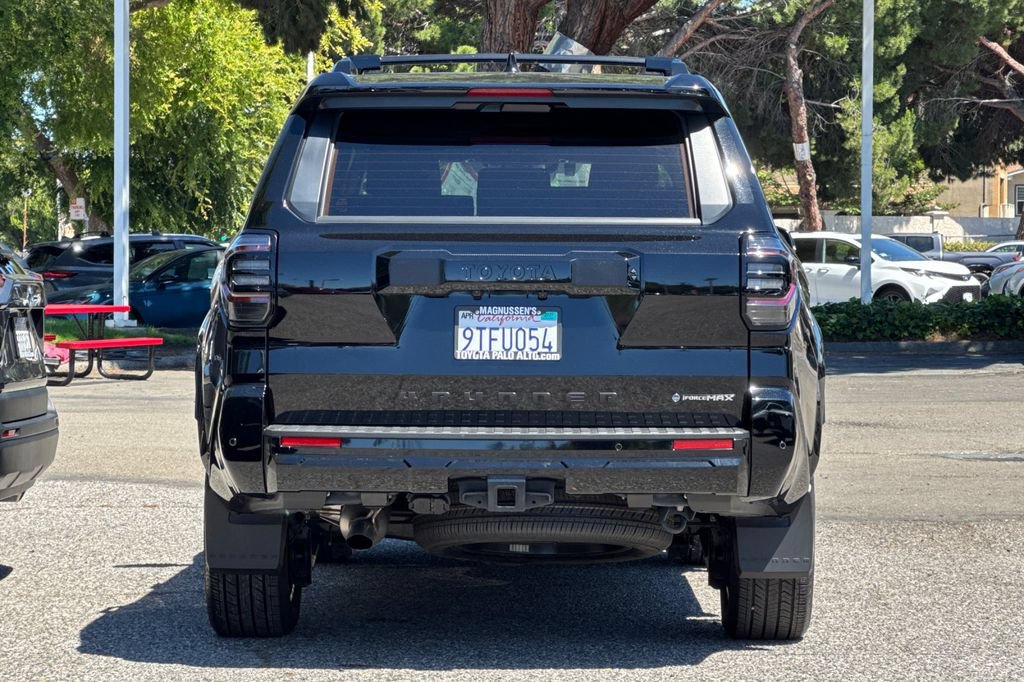 Certified 2025 Toyota 4Runner Platinum AWD/4WD image 4