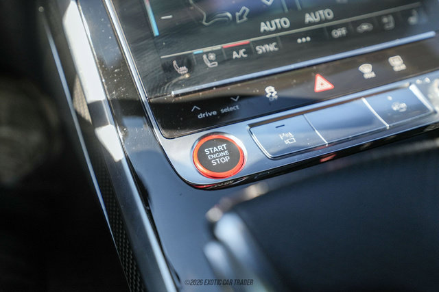 Used 2021 Audi RS Q8 AWD/4WD image 24