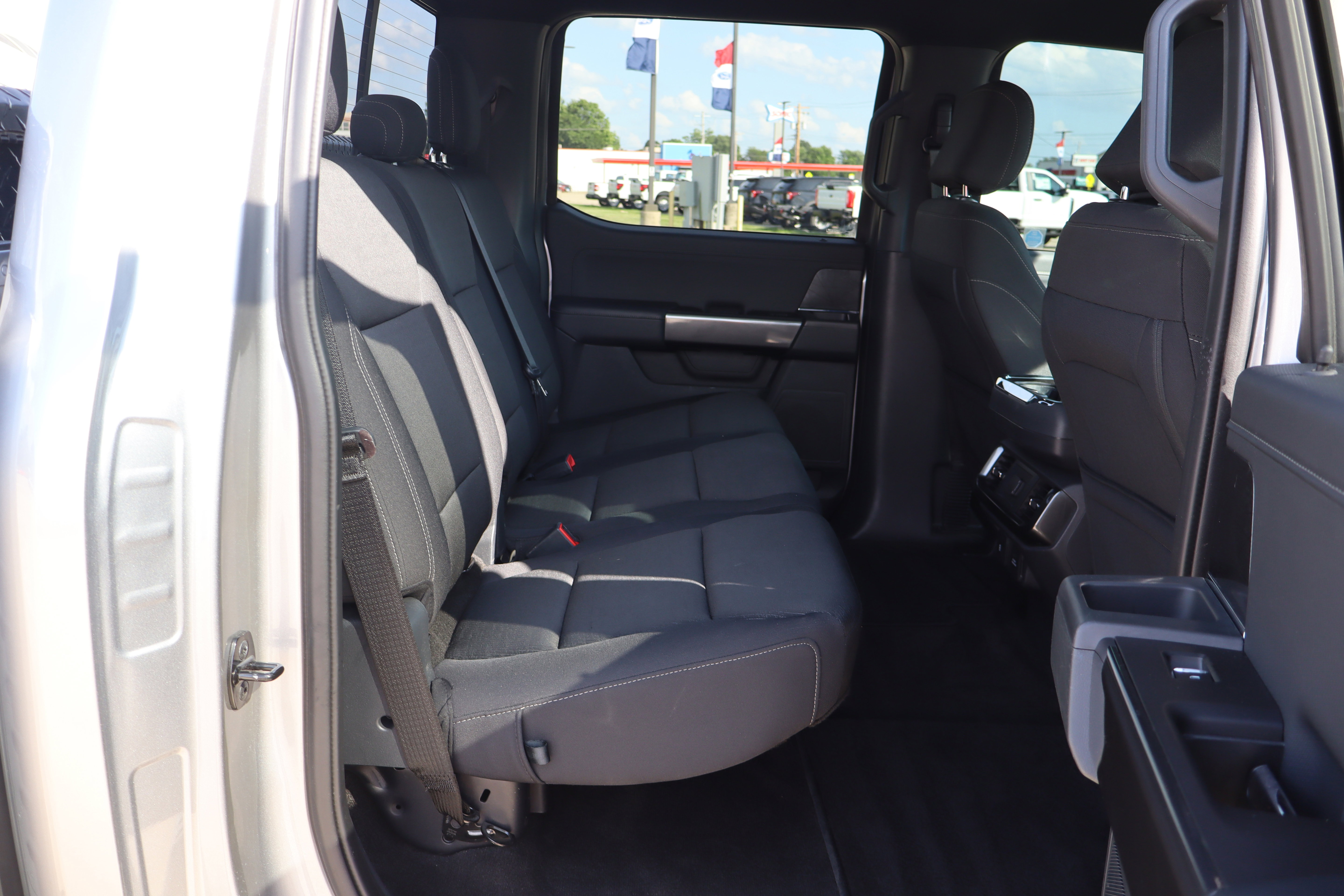 Used 2021 Ford F150 XLT w/ Equipment Group 302A High AWD/4WD image 12