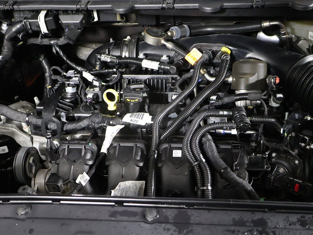 Used 2024 Ford Edge SEL image 17