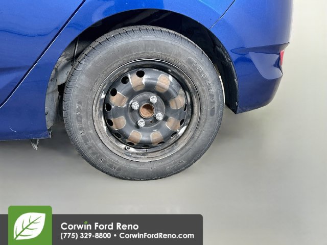 Used 2015 Hyundai Accent GS FWD image 30