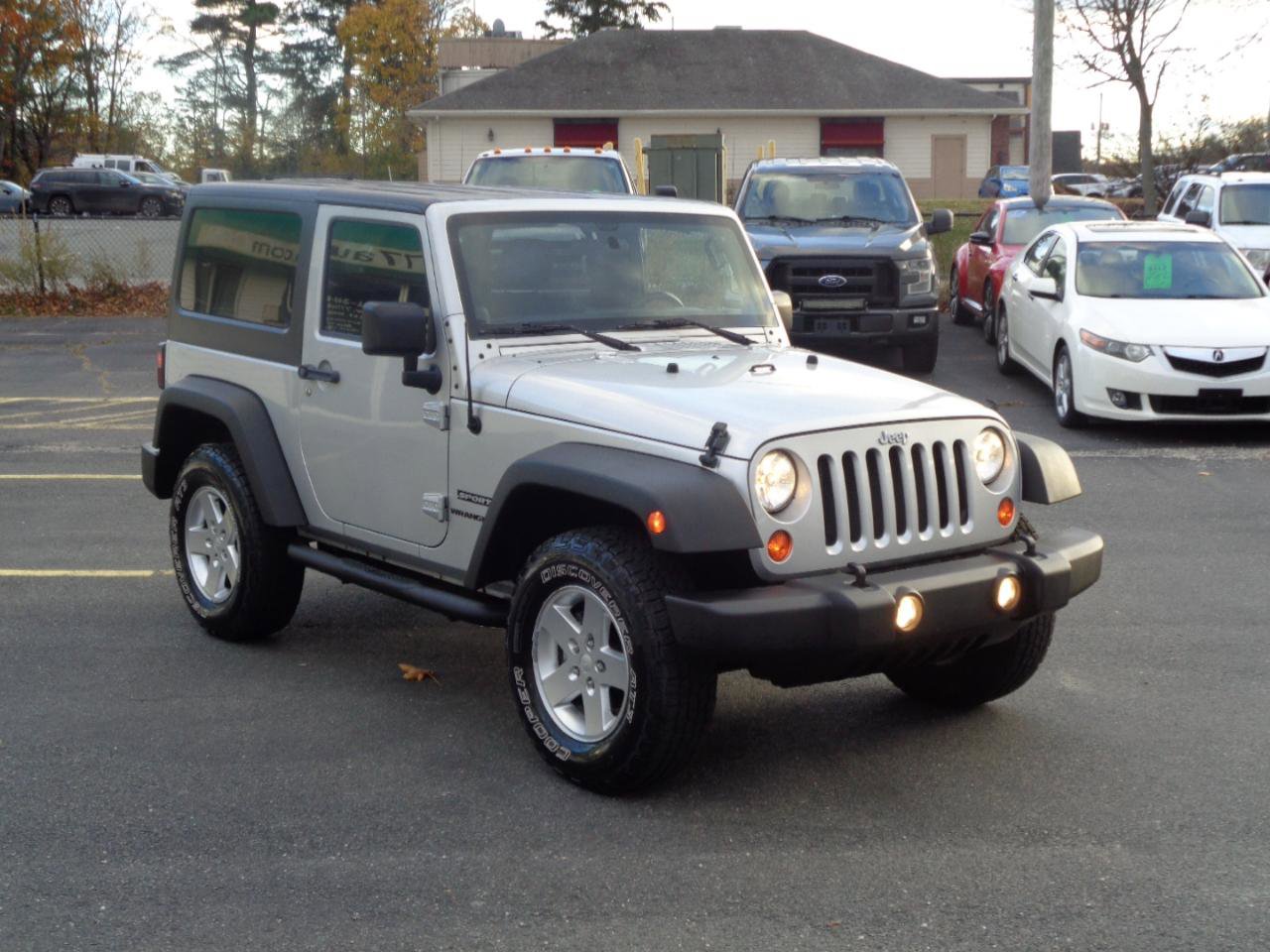 Used 2011 Jeep Wrangler Sport AWD/4WD image 3