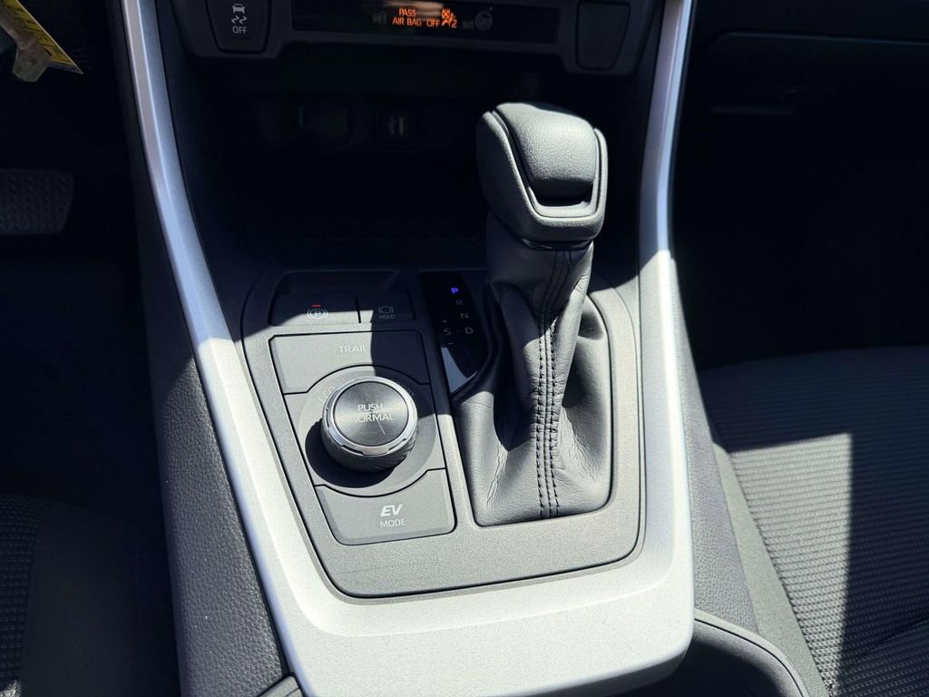 Certified 2024 Toyota RAV4 LE image 6