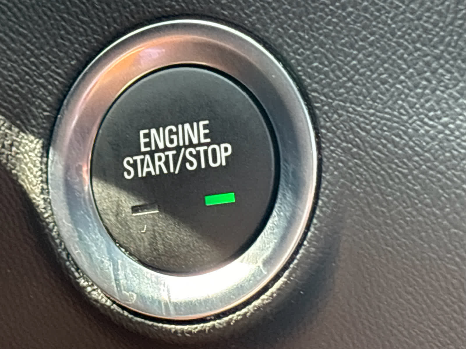 Certified 2024 GMC Terrain AT4 AWD/4WD image 18