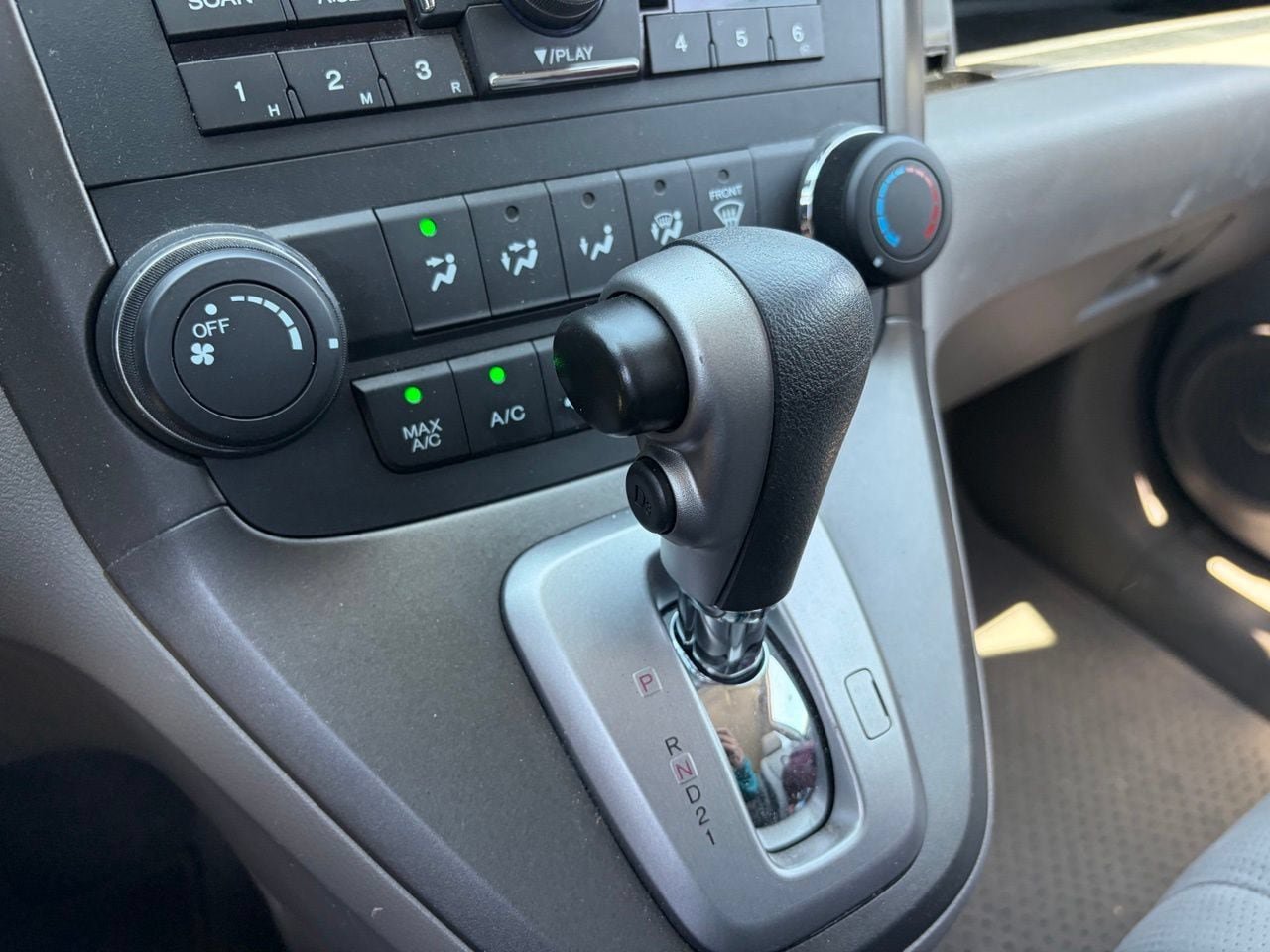 Used 2011 Honda CR-V SE image 8
