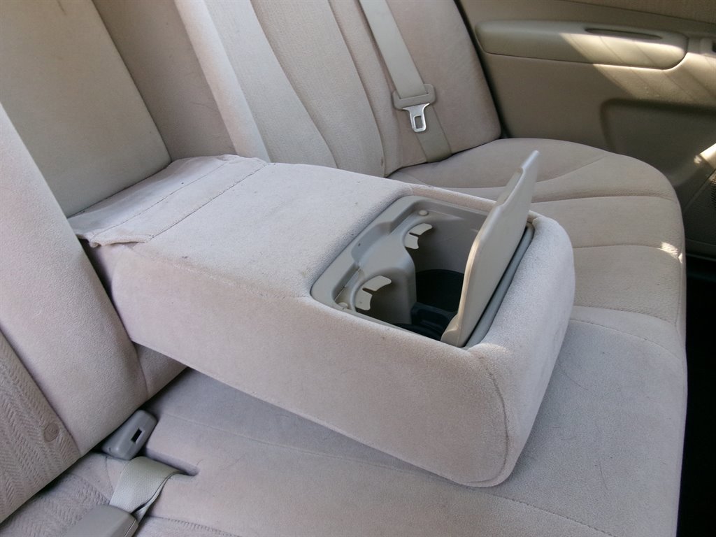 Used 2010 Kia Optima LX w/ Convenience Pkg image 22