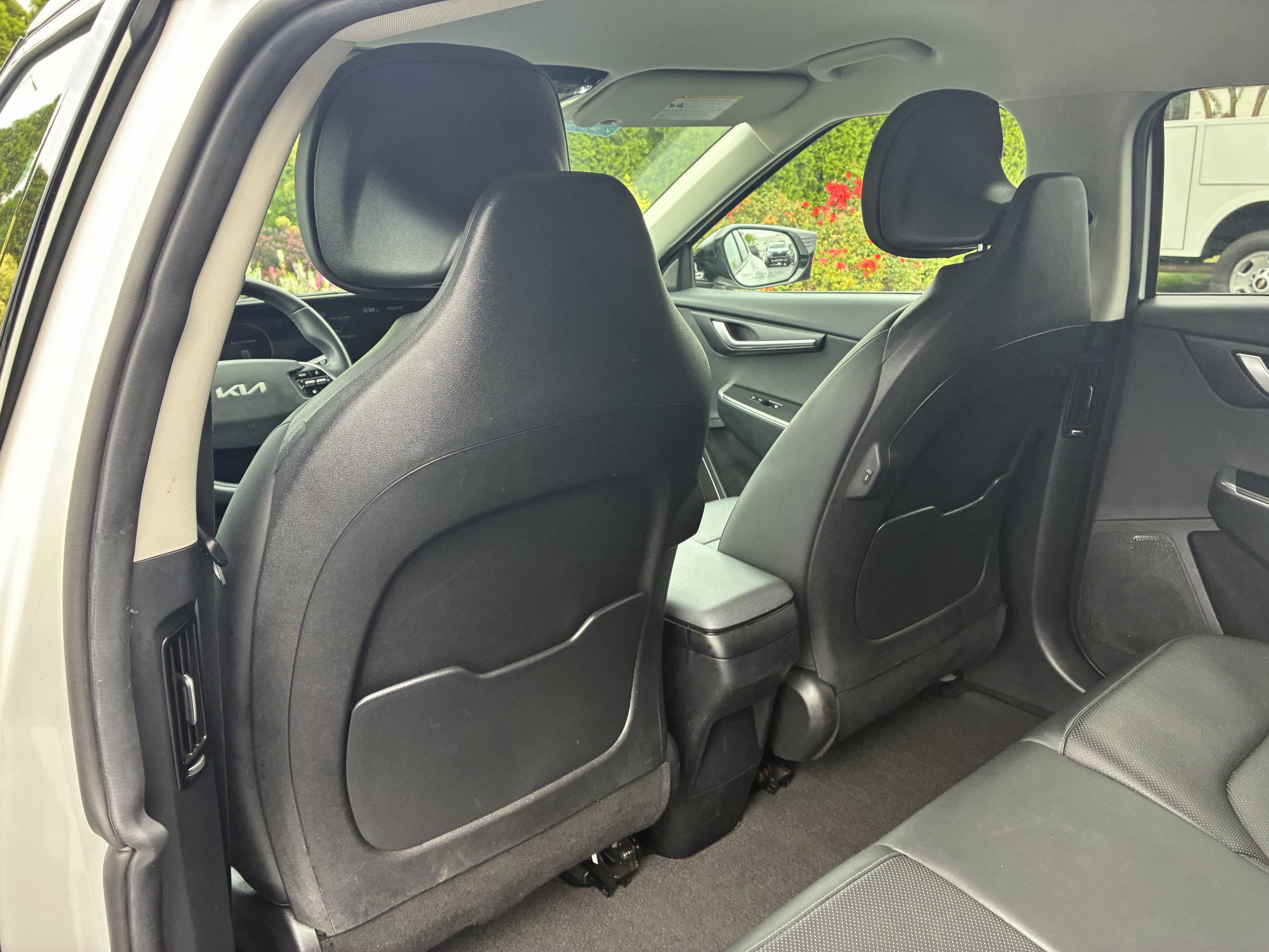 Used 2022 Kia EV6 Wind RWD image 14