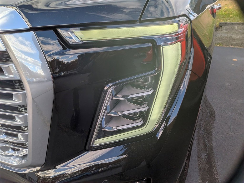 New 2026 GMC Yukon XL Denali w/ Sun & Power Step Package image 7