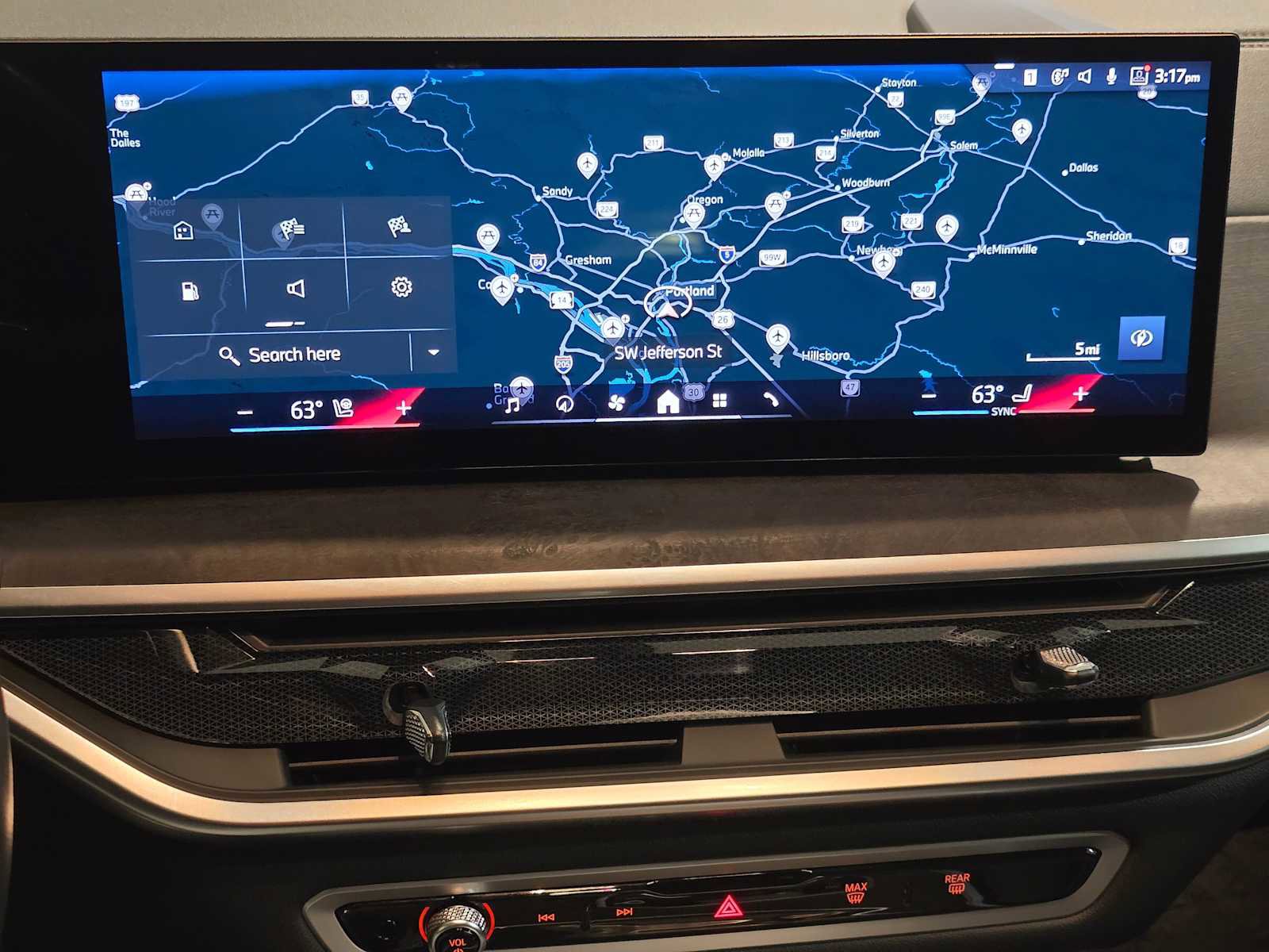 Used 2024 BMW X5 xDrive40i w/ Premium Package image 27