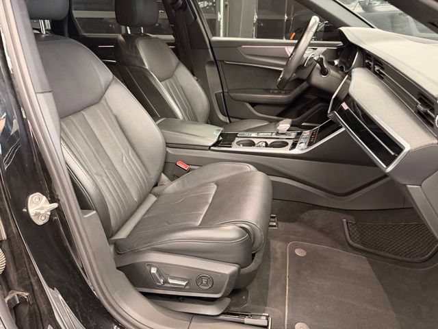 Used 2022 Audi RS 6 AWD/4WD image 27