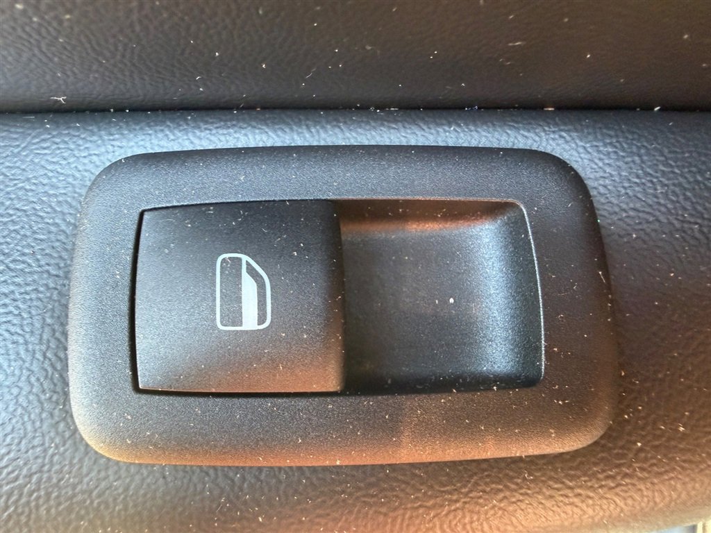 Used 2014 Jeep Grand Cherokee Laredo w/ Quick Order Package 23E AWD/4WD image 30
