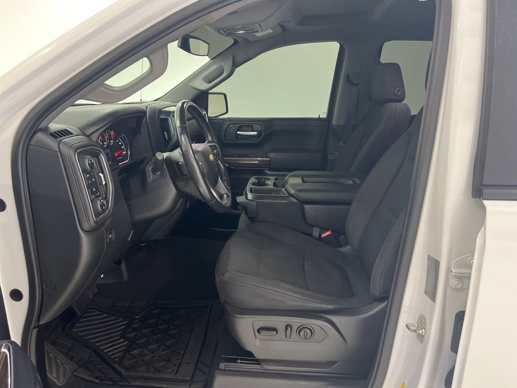 Used 2019 Chevrolet Silverado 1500 LT w/ All-Star Edition AWD/4WD image 17