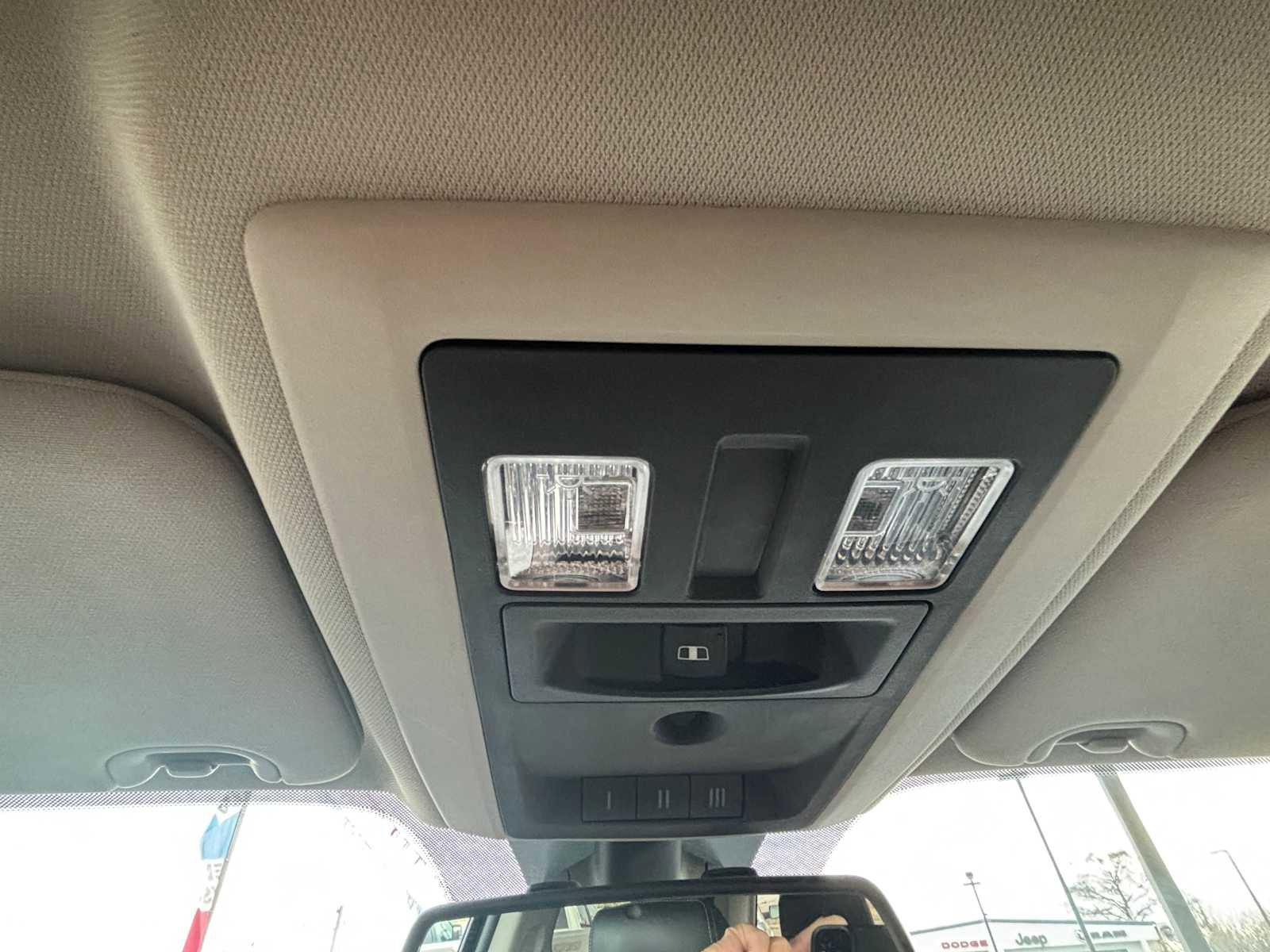 Used 2015 RAM 2500 Laramie image 32