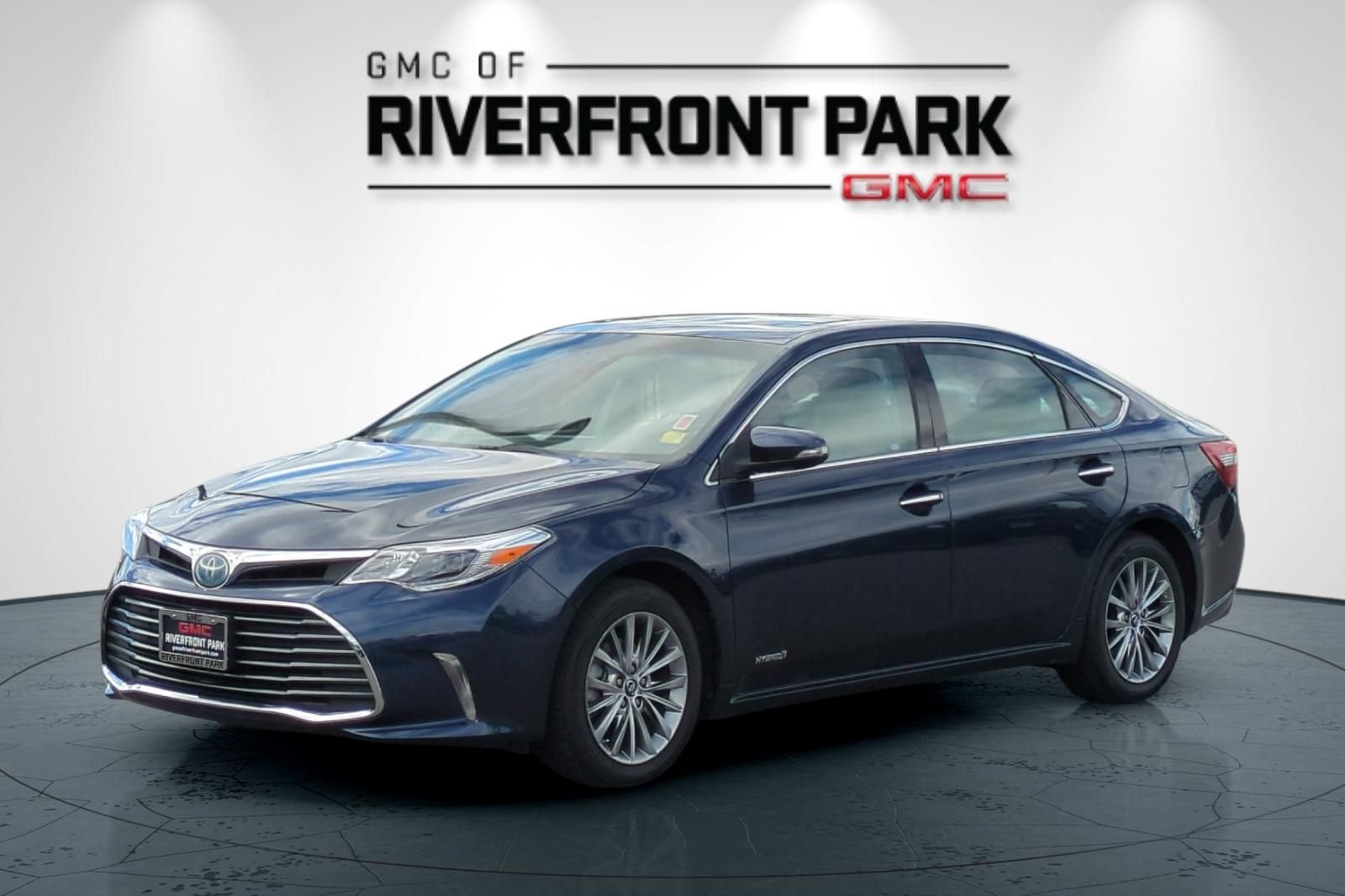 Used 2016 Toyota Avalon XLE Plus FWD image 8