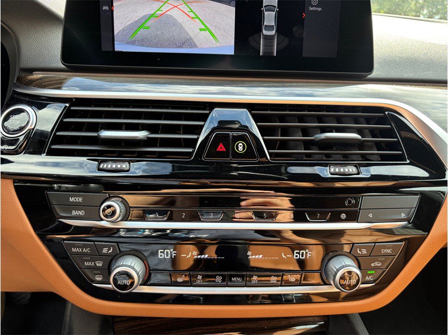 Used 2020 BMW 540i w/ Premium Package RWD image 35