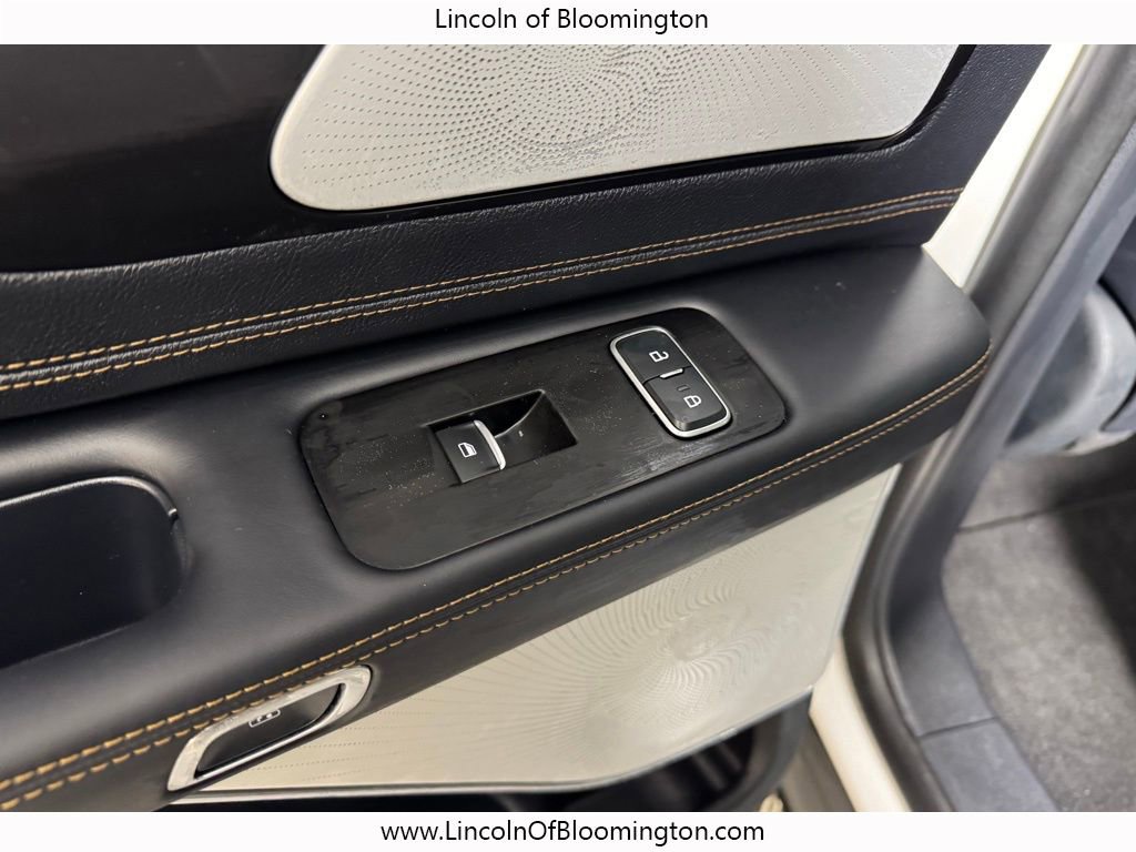 Certified 2025 Lincoln Aviator Black Label image 54