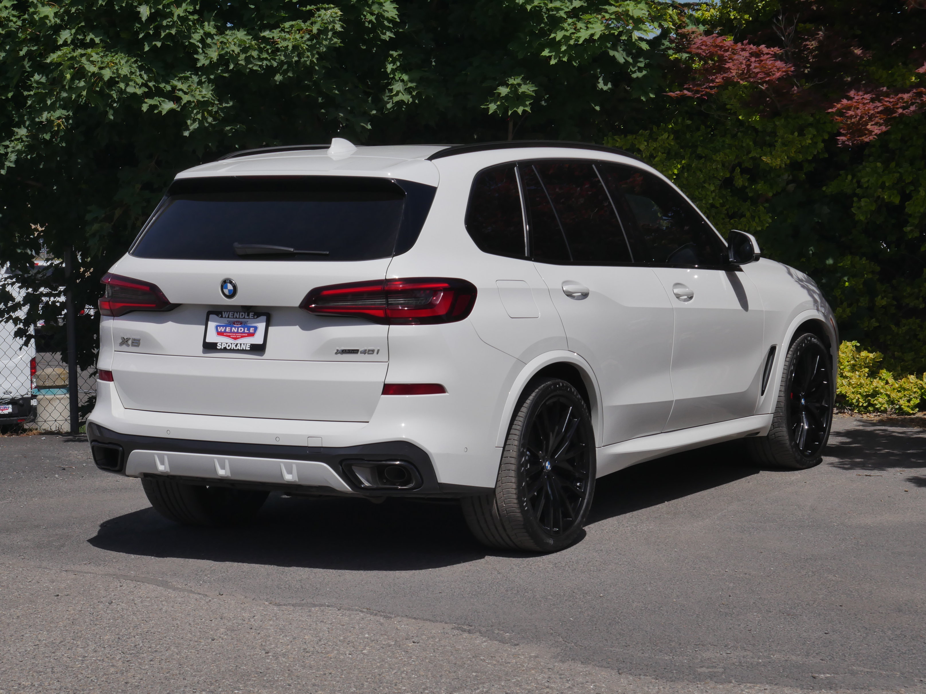 Used 2022 BMW X5 xDrive40i w/ M Sport Package AWD/4WD image 26